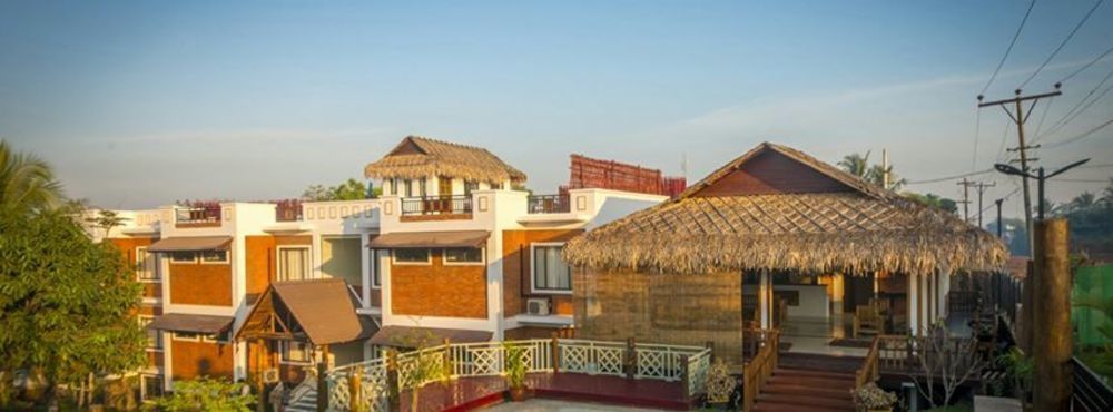 Hotel Queen Jamadevi Молам'яйн Екстер'єр фото